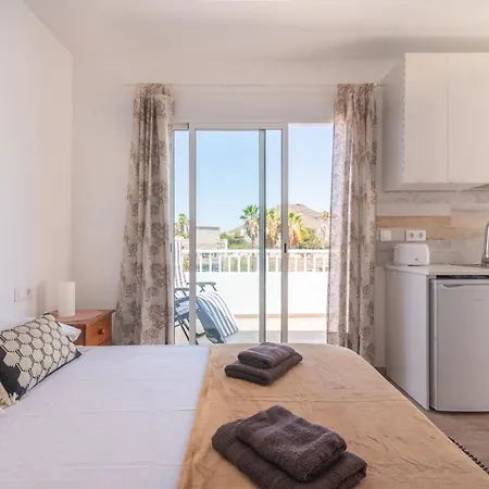 Atico Luminoso Centrico Con Terraza Privada Апартаменты