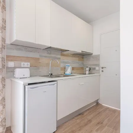 דירה Atico Centrico Con Terraza Privada ארונה