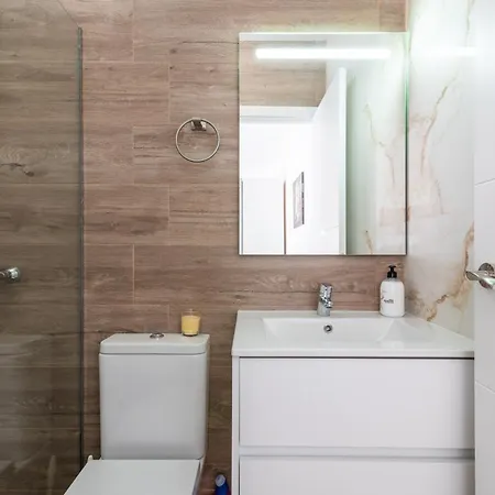 Atico Centrico Con Terraza Privada *