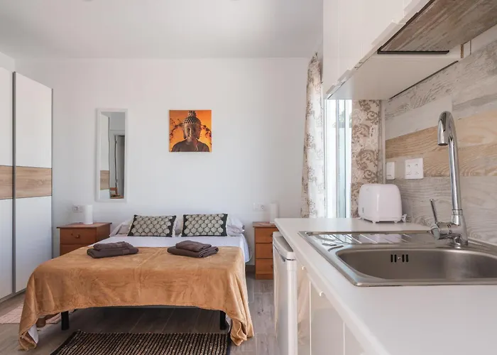 Atico Luminoso Centrico Con Terraza Privada *