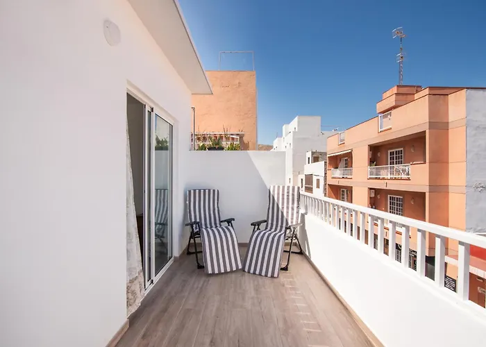 Appartamento ático Luminoso Céntrico Con Terraza Privada