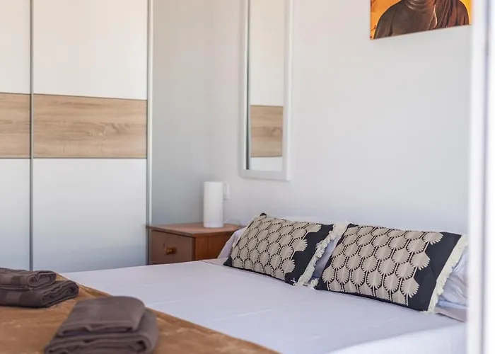 Lägenhet Atico Luminoso Centrico Con Terraza Privada